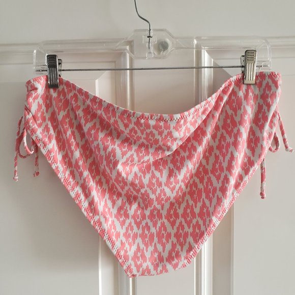 A PEA IN A POD Maternity Printed Bikini Bottom SZ L - Picture 2 of 11